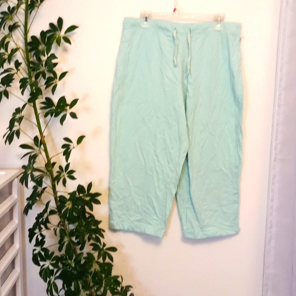 90s color trend capri sweats